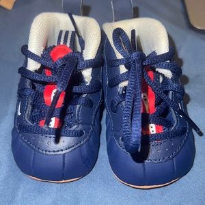 Infant Nike Foams